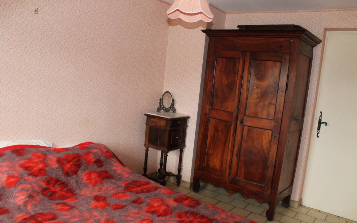 Photo of Bedroom in Entrechaux