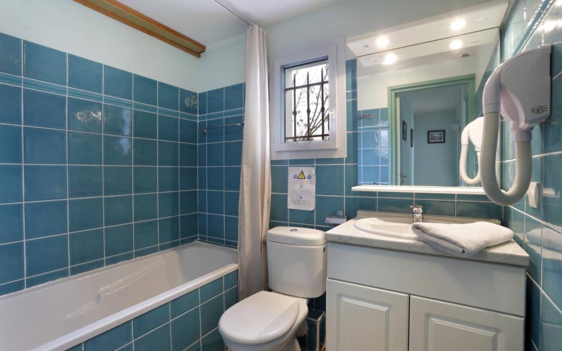 Photo of Bathroom in Tourrettes