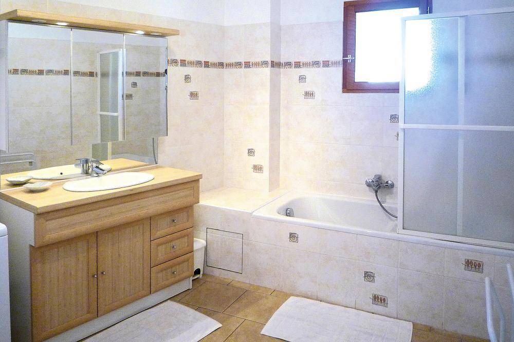 Photo of Bathroom in Bonnieux