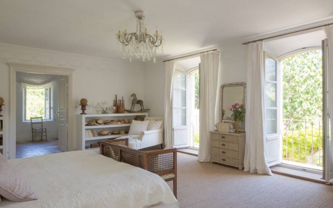 Photo of Bedroom in Oppede