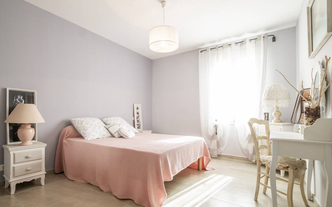 Photo of Bedroom in Noves