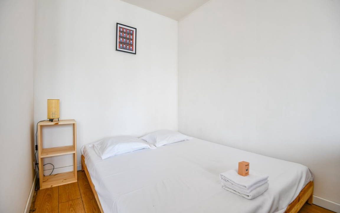 Photo of Bedroom in 4th Arrondissement