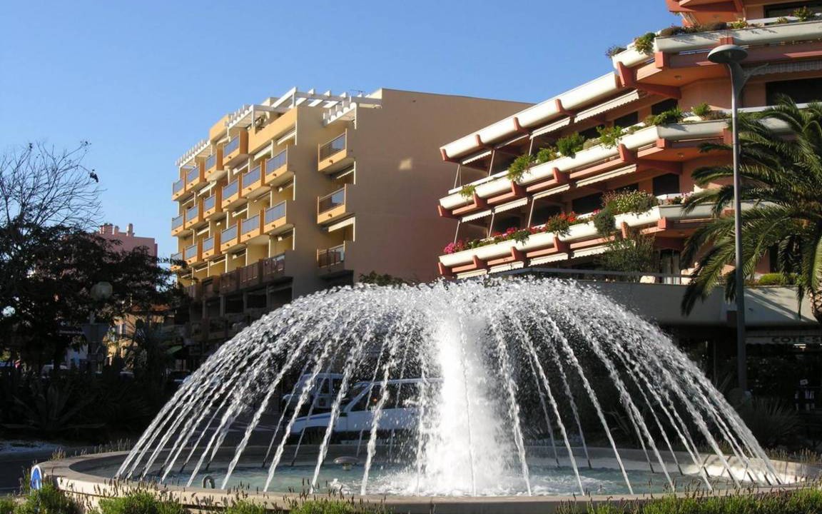 Photo of Buildings in Le Lavandou