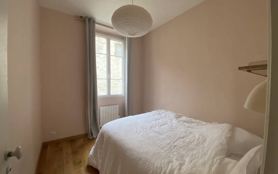 Photo of Bedroom in Saint-Lambert