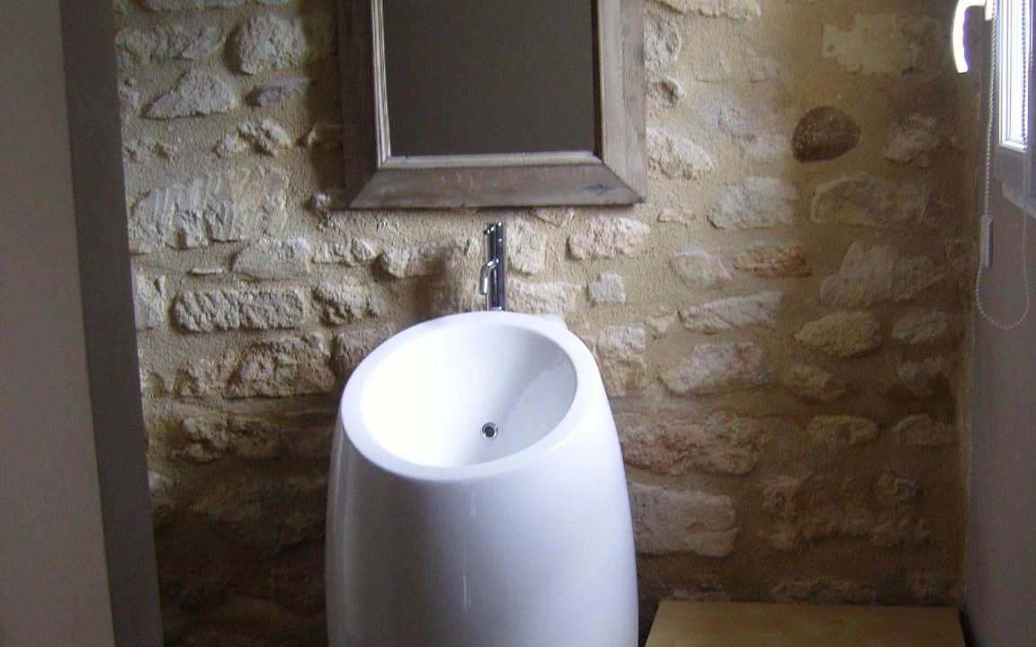 Photo of Bathroom in Beaucaire