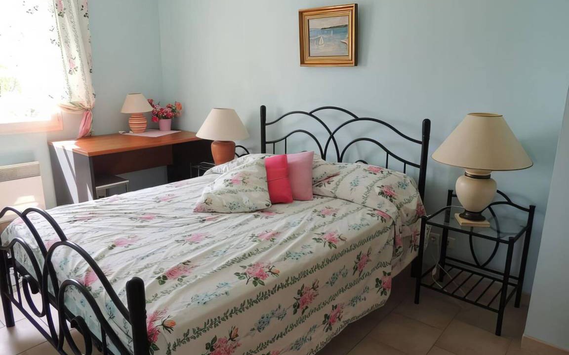 Photo of Bedroom in Saint-Maurice-sur-Eygues