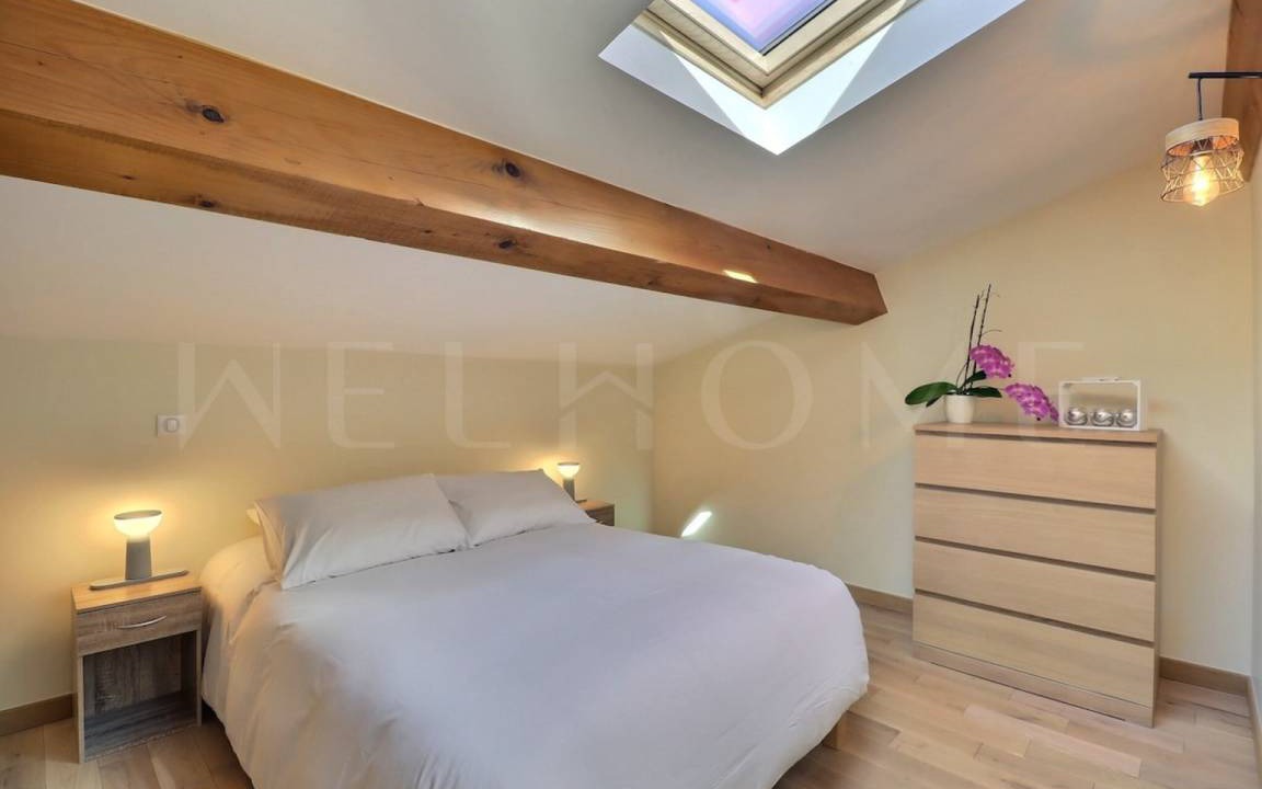 Photo of Bedroom in Saint-Cannat