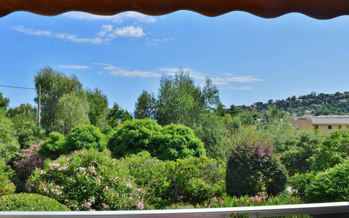 Photo of Patio Balcony in Le Lavandou