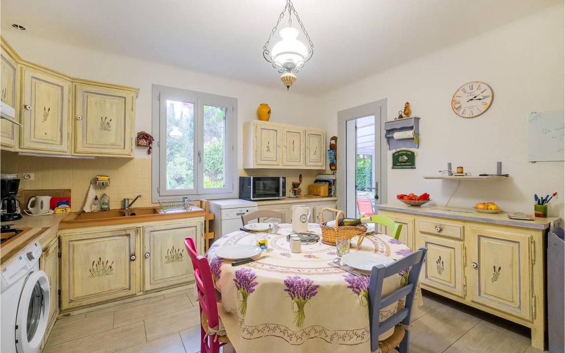 Photo of Kitchen in St.-Remy-de-Provence