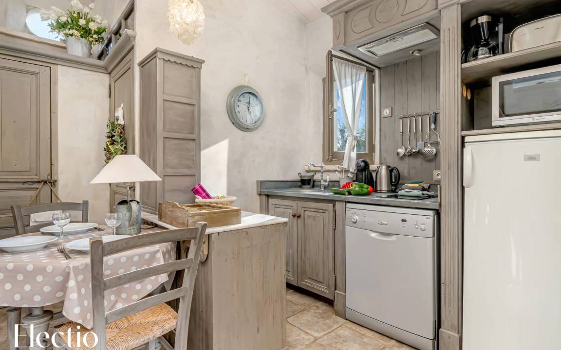 Photo of Kitchen in Oppede