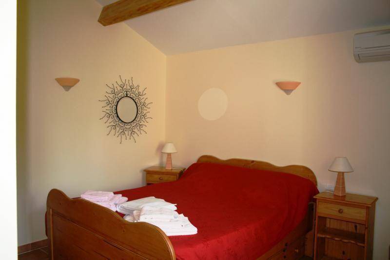 Photo of Bedroom in Saumane-de-Vaucluse