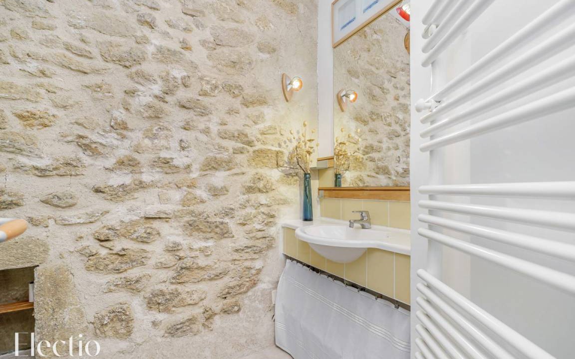 Photo of Bathroom in Puget