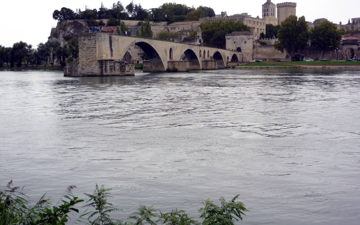 Photo of Others in Noves