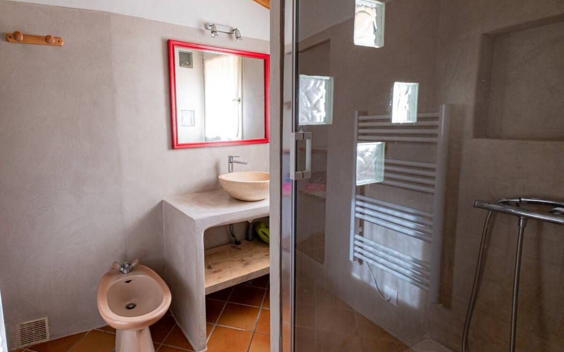 Photo of Bathroom in Gargas