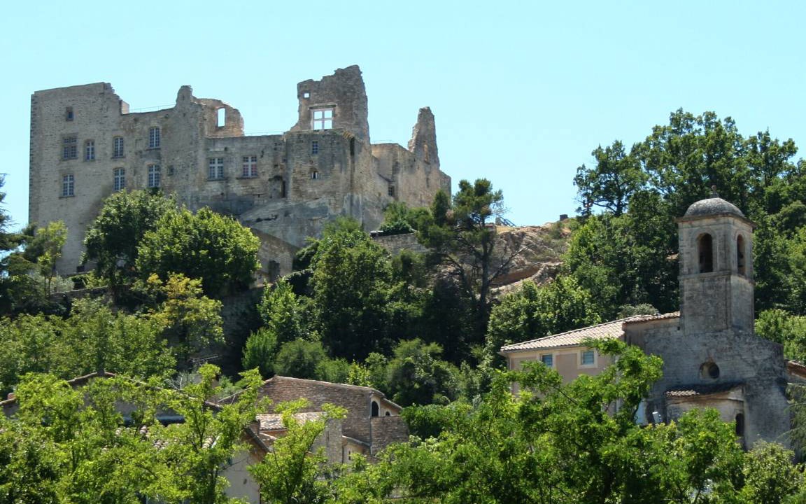 Photo of Others in Noves