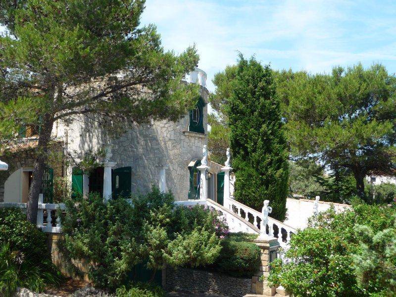 Photo of Others in Beaucaire