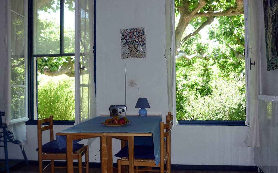 Photo of Others in Noves