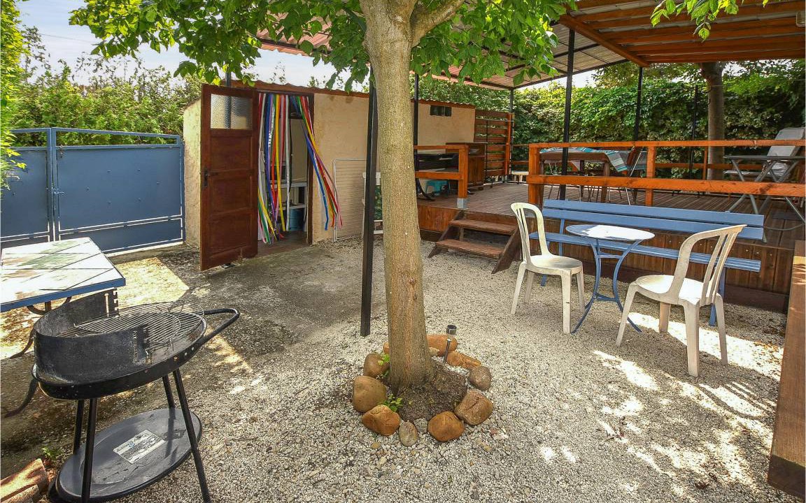Photo of Others in Entraigues-sur-la-Sorgue