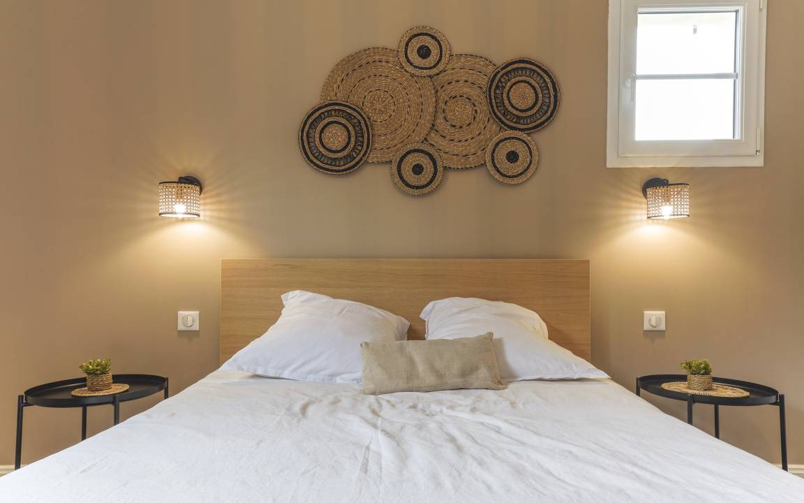 Photo of Bedroom in Noves