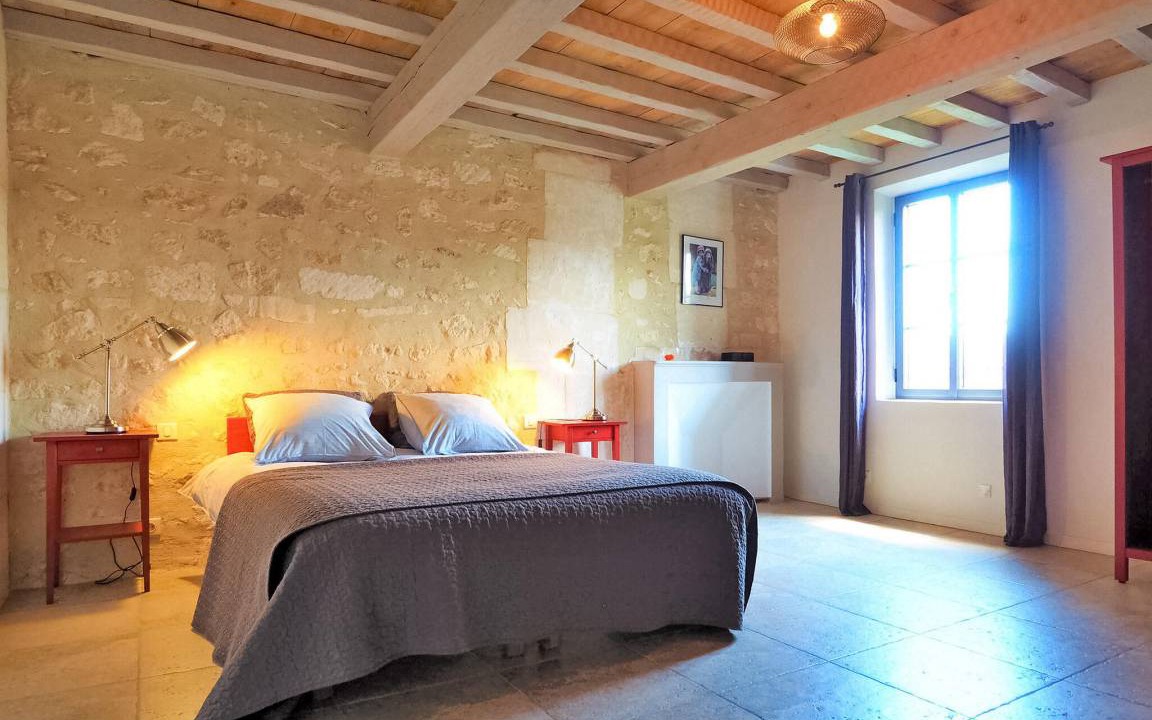 Photo of Bedroom in Maussane