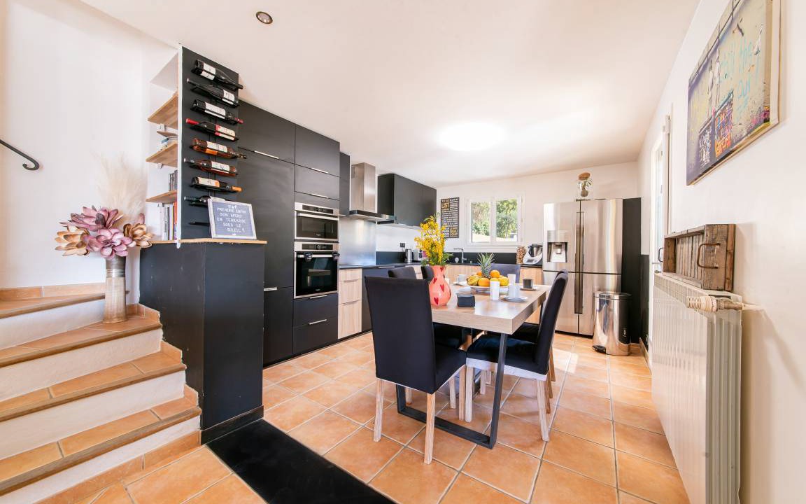 Photo of Livingroom in Aups