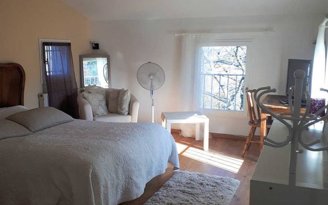 Photo of Bedroom in Cucuron