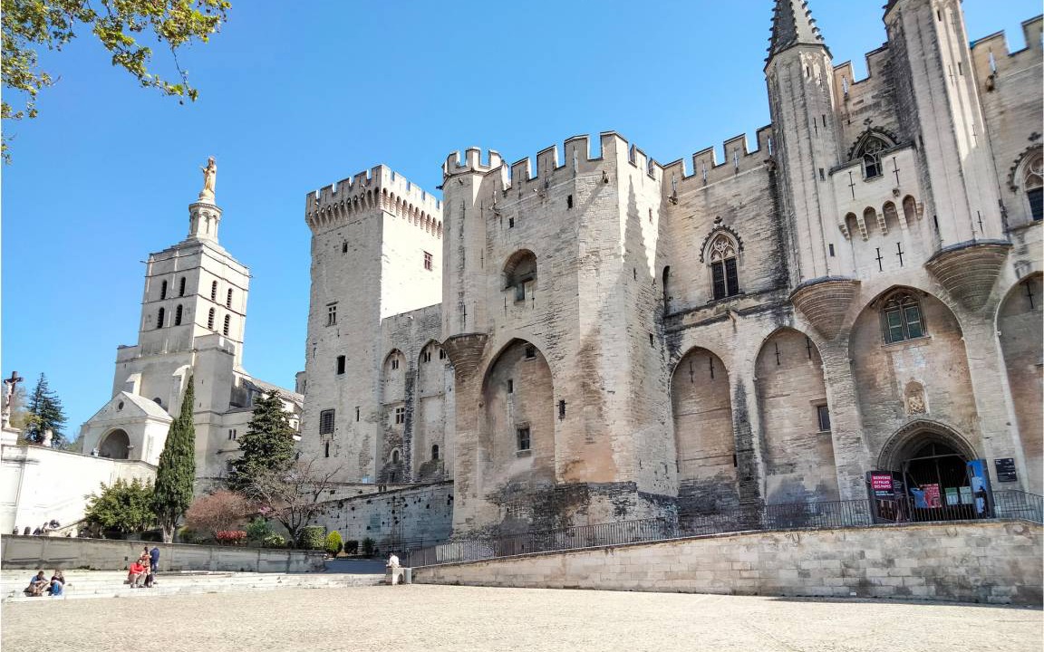 Photo of Others in Beaucaire