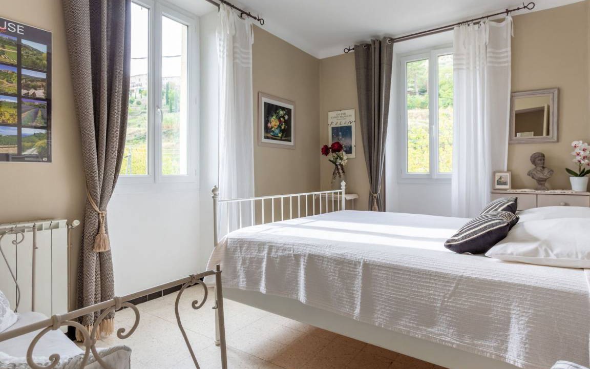 Photo of Bedroom in Menerbes