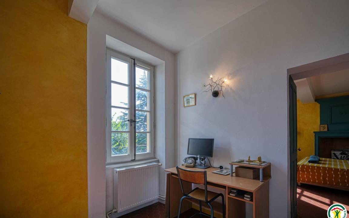 Photo of Others in Saint-Pantaleon-les-Vignes