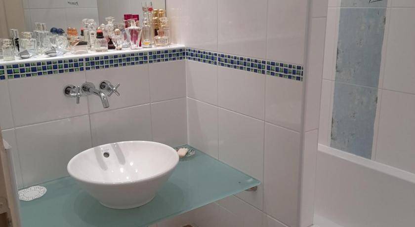 Photo of Bathroom in Orange