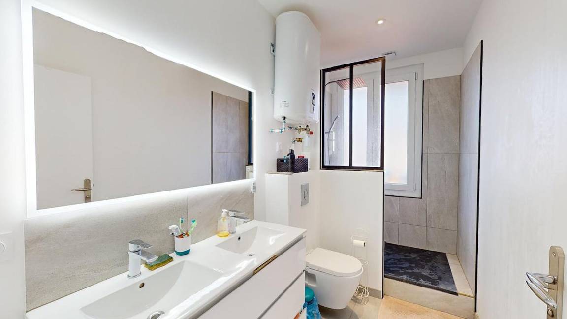 Photo of Bathroom in Toulon