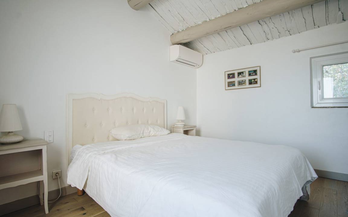Photo of Bedroom in Auribeau