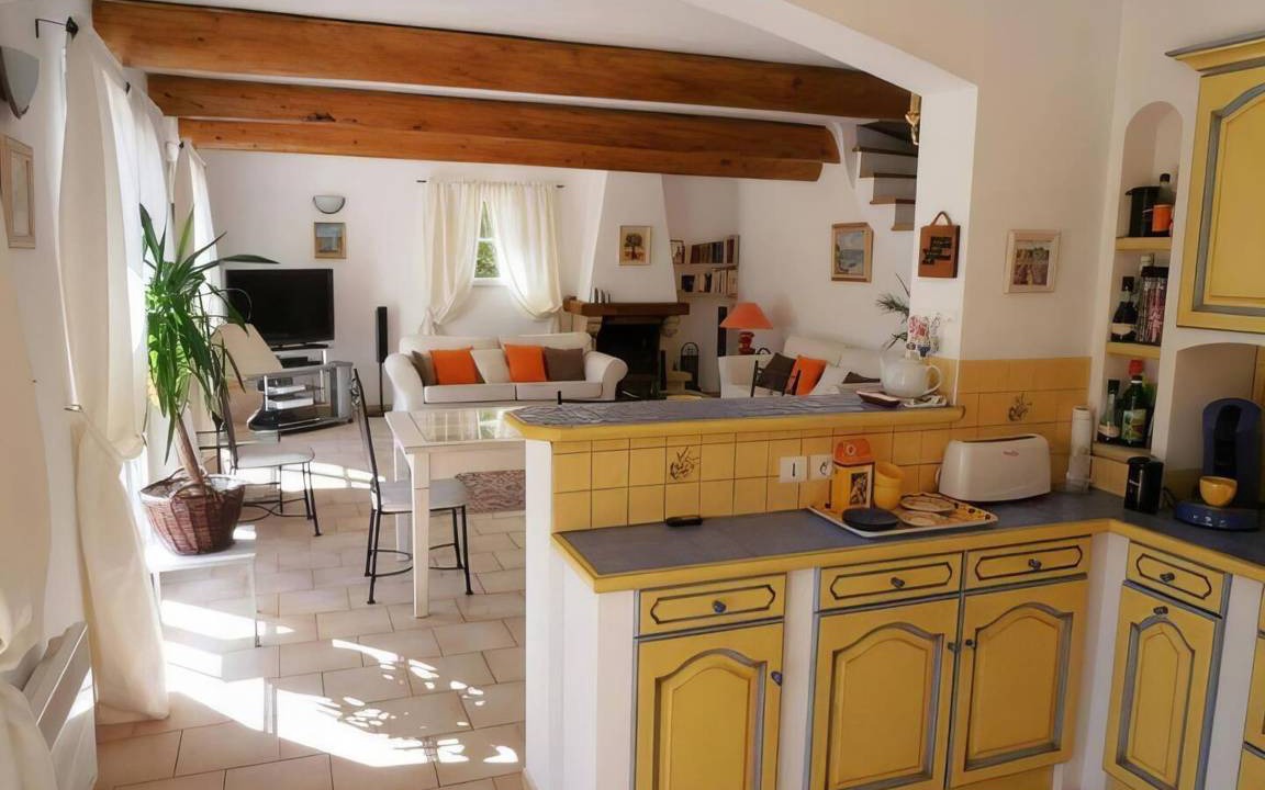 Photo of Kitchen in Saint-Maurice-sur-Eygues
