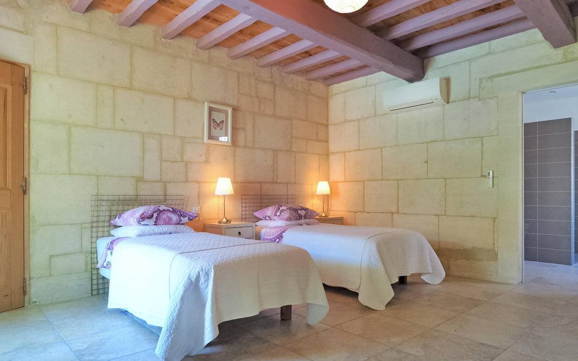 Photo of Bedroom in Maussane