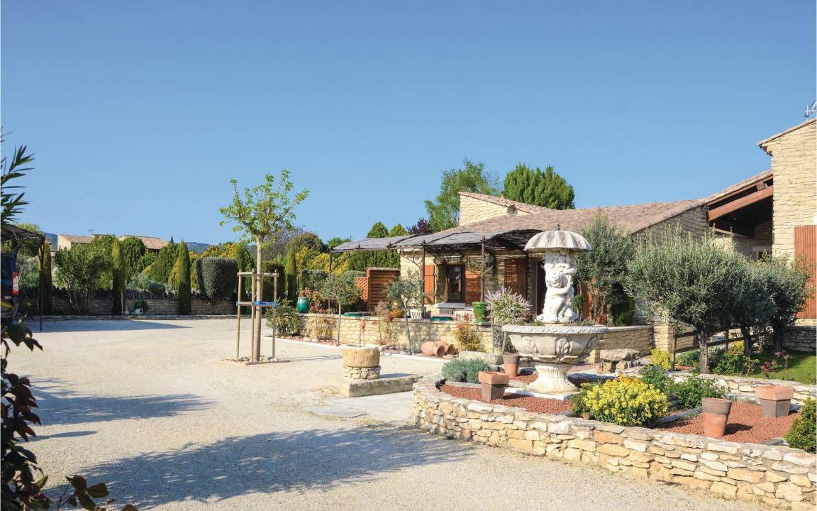 Photo of Others in Gordes