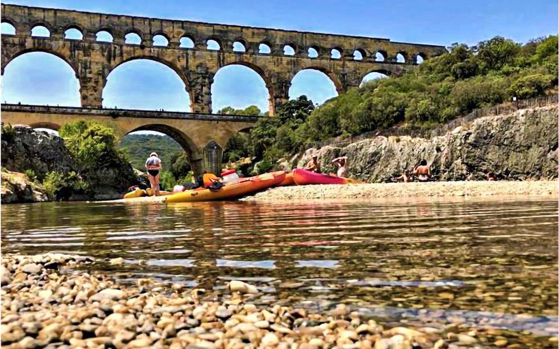 Photo of Others in Beaucaire