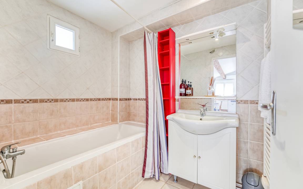 Photo of Bathroom in Montredon