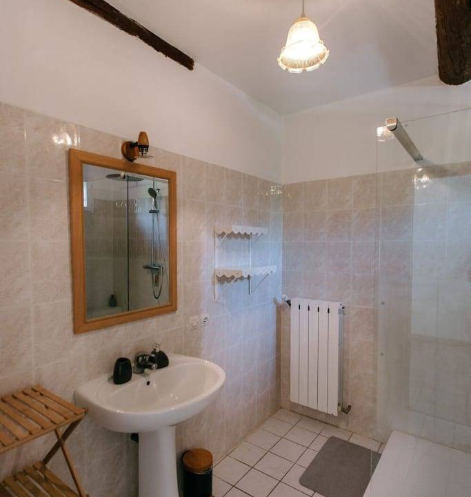 Photo of Bathroom in Althen-des-Paluds