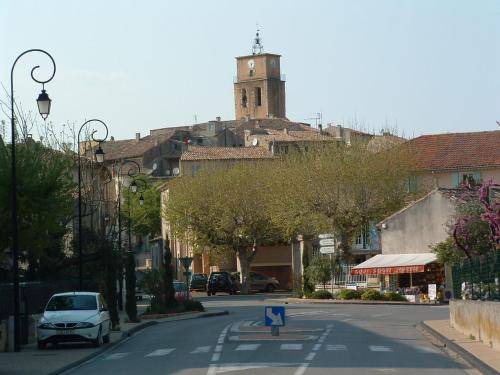 Photo of Others in Sablet