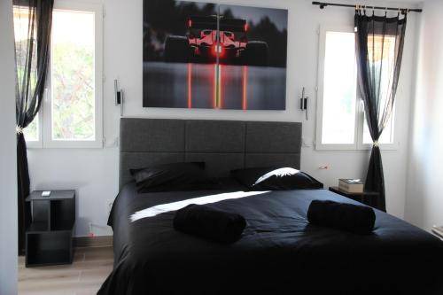 Photo of Bedroom in Cuges-les-Pins