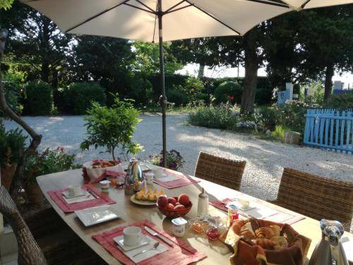 Photo of Others in Lourmarin