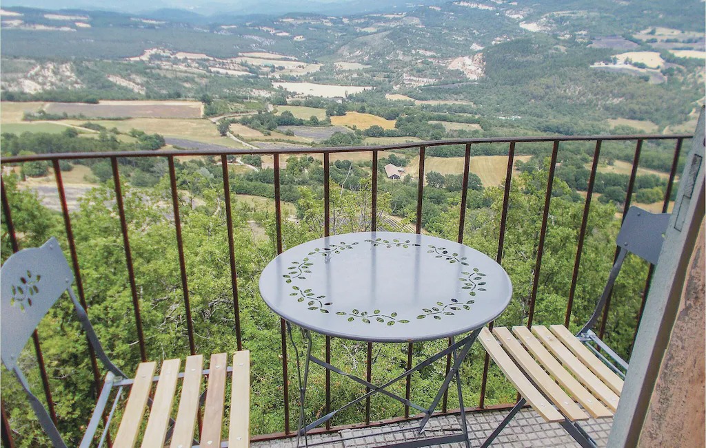 Photo of Patio Balcony in Viens