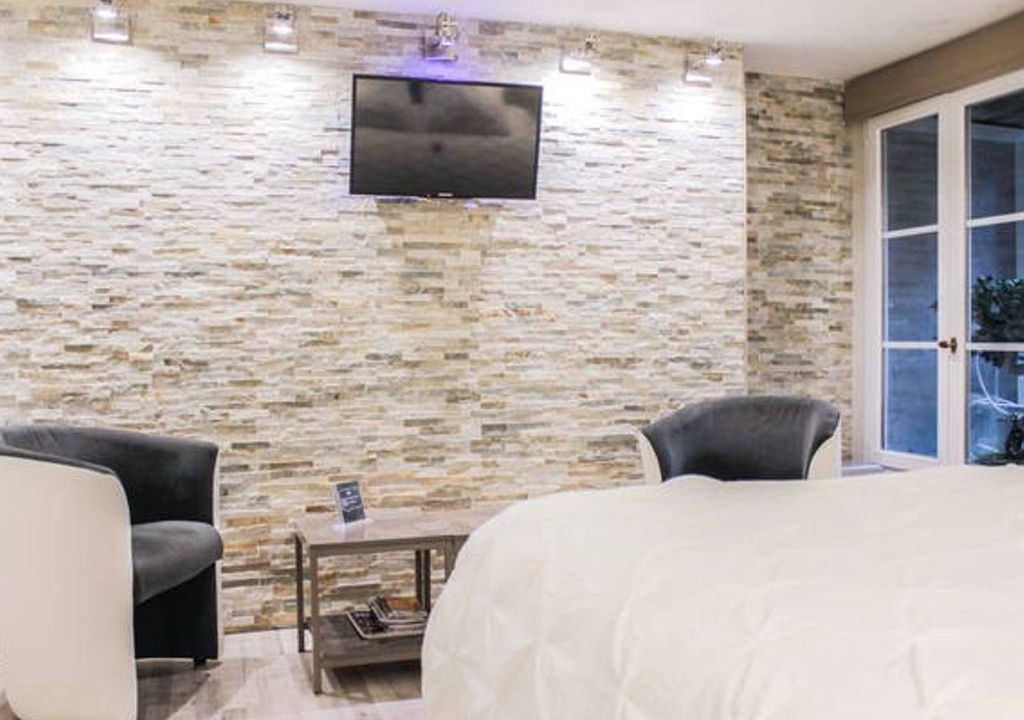Photo of Bedroom in Les Grands Carmes