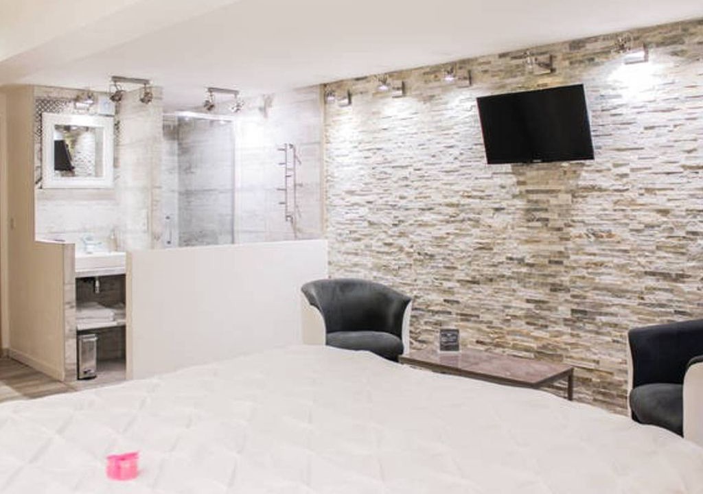 Photo of Bedroom in Les Grands Carmes