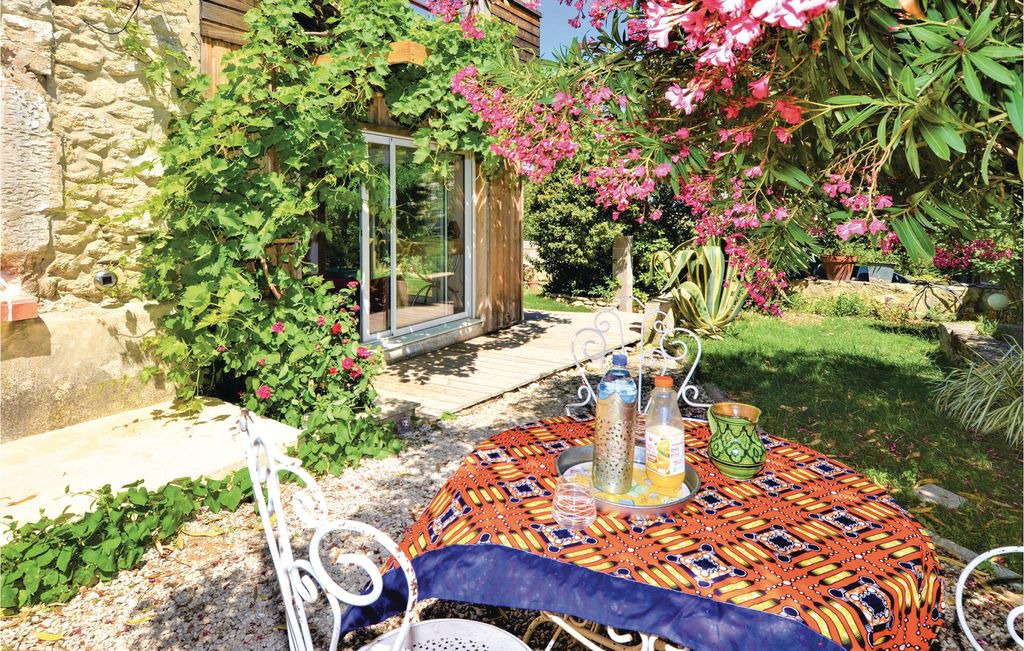 Photo of Patio Balcony in Sauveterre