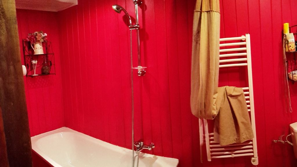 Photo of Bathroom in Aups
