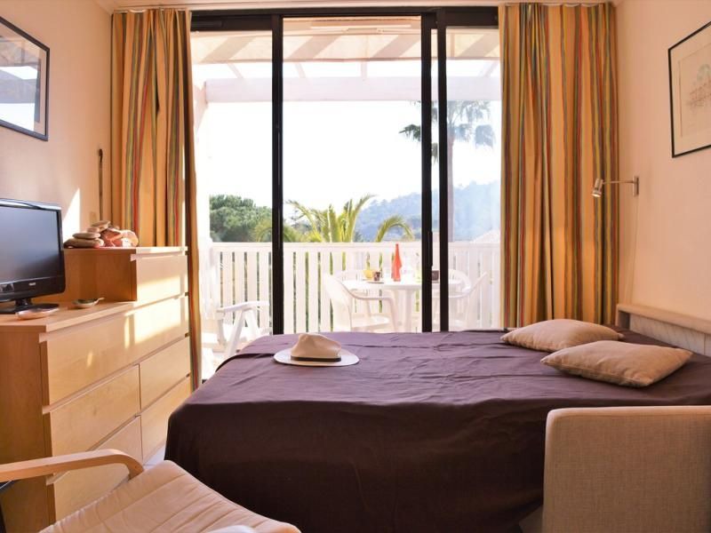 Photo of Bedroom in Cavaliere Beach