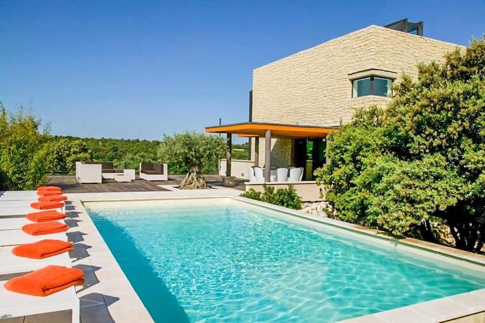 Photo of Outdoor in Venasque