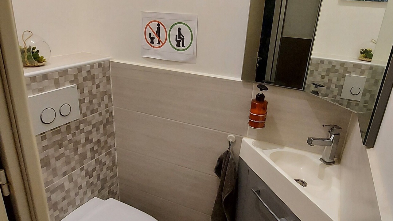 Photo of Bathroom in La Valette-du-Var