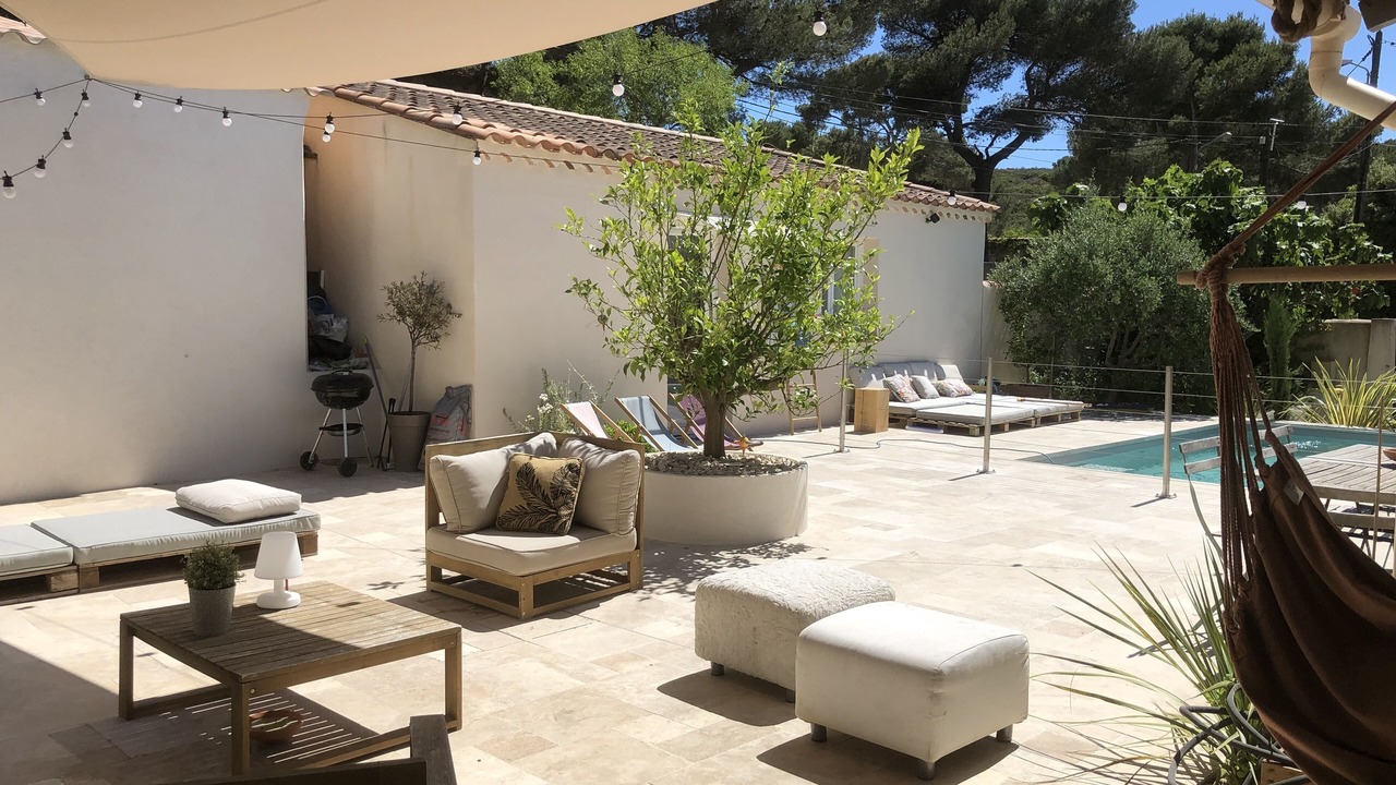 Photo of Outdoor in Ensues-la-Redonne